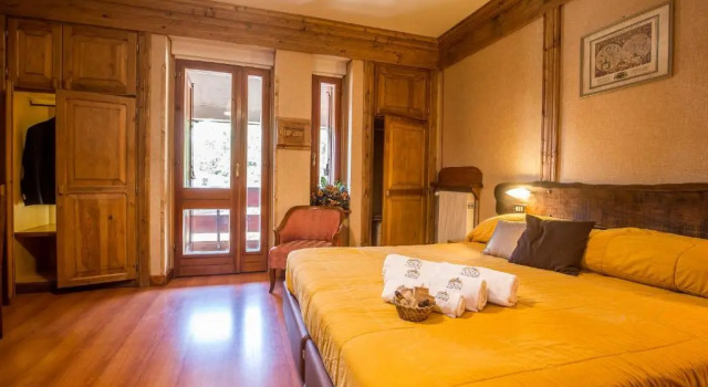 Standard Quadruple room Hotel Togo Palace Terminillo