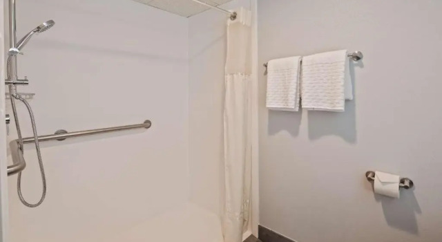 Номер Standard Best Western Plus Alexandria Fort Belvoir