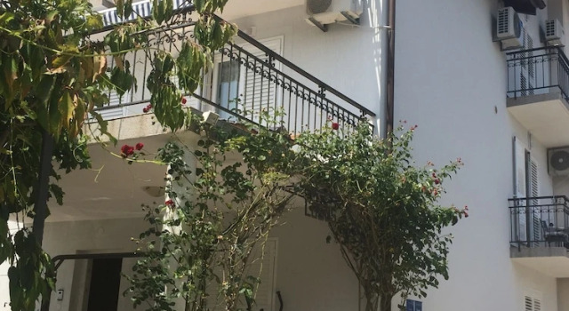 Logos Guesthouse