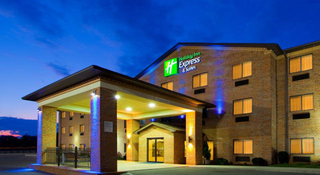 Run of House Holiday Inn Express Hotel & Suites ELKINS by IHG