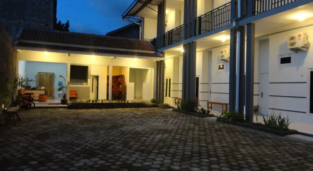 Pendowo Huis Guest House, Book Guesthouse Hotels in Yogyakarta Province with Breakfast, Breakfasts