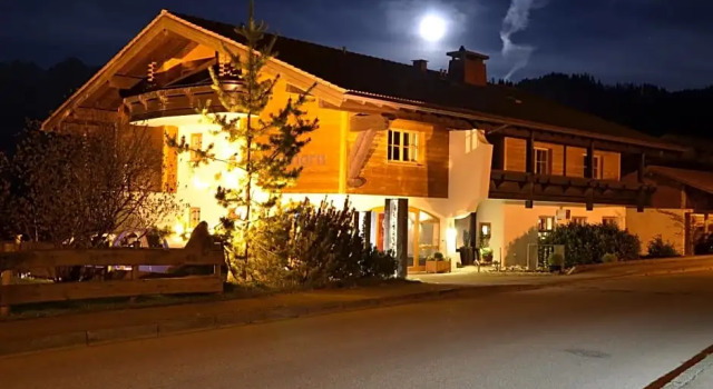 Nebelhorn Relaxhotel, Varaa Hotelli Obermaiselstein Hoernergruppe