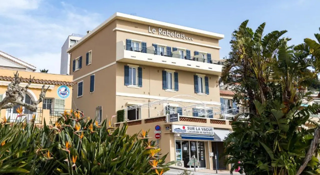 Le Rabelais, Book Hotel Hoteller i Var coast med parkering, Parkering