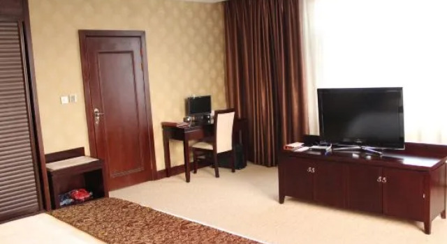 Люкс с красивым видом из окна Shangtang Hot Spring Resort