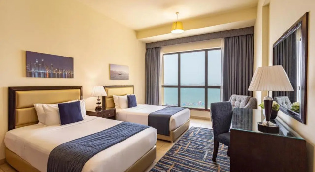 Апартаменты с 2 спальнями с видом на море Roda Amwaj Suites