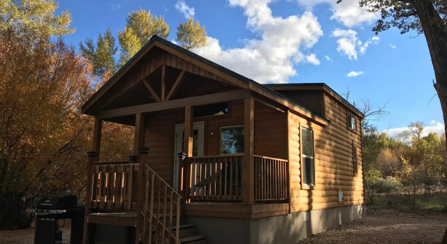 Pine Creek Cabins, Book Bed and Breakfast Marysvale Utah