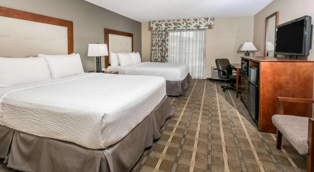 Четырёхместный номер Standard Richmond Inn & Suites-baton Rouge