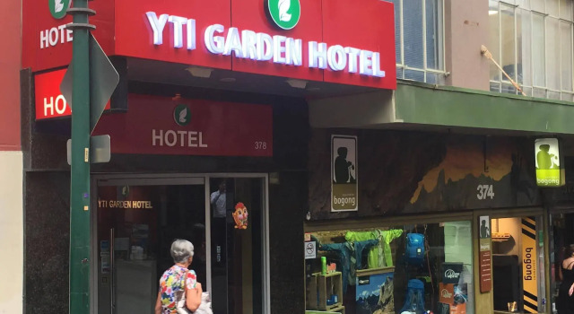 YTI Garden Hotel, Забронировать Отель Кью Мельбурн, рядом с Театр Форум