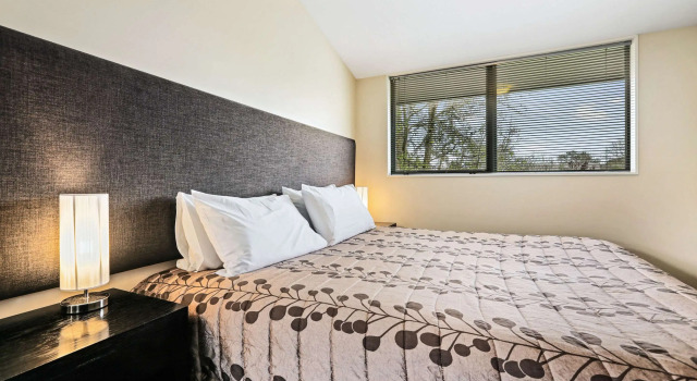 Quality Suites Amore, Забронировать Отель Риккартон 