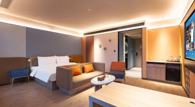 Люкс Orange Hotel (Tongliao Wanda Plaza)