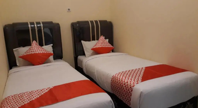 Двухместный номер Standard Hotel O Pekanbaru near Mall Ciputra Seraya formerly Lotus Inn