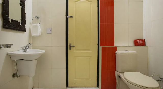 OYO 11204 Hotel RG Palace, Забронировать Отель Отели штата Раджастхана с парковкой, Парковка