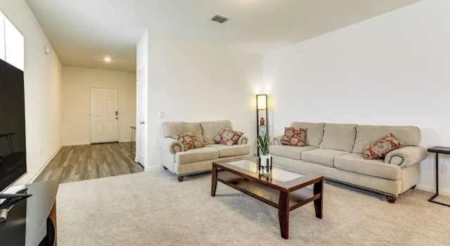 Pool Access: Family Home w/ Yard Near Lackland AFB, Rezerwuj Dom wakacyjny San Antonio Bexar County