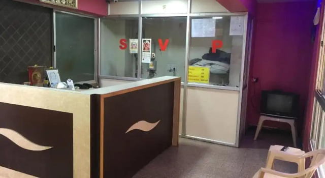 Goroomgo Vijaya Palace Lodging Bengaluru, Rezervovat Hotel Hotely v Bangalore s parkováním, Parkování