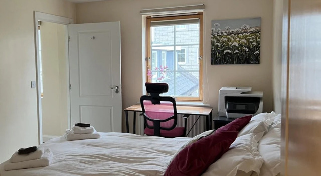 Amazing Marina View Apartment With Balcony Bristol, Buchen Sie Ferienwohnung Portishead Somerset