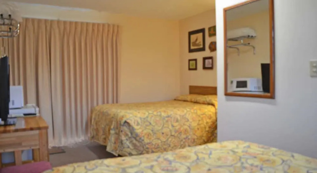 Двухместный номер Standard c 1 комнатой Little River Inn Motel