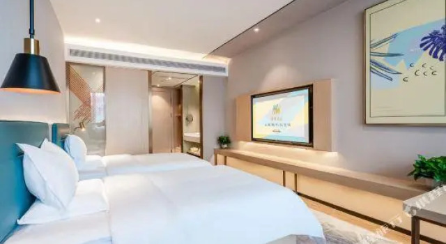 CHEERMAY HOTELS((Neijiang Han'an Avenue Wanda High-speed Railway Station)), Book Hotel Hotels in Neijiang with Parking, Parking