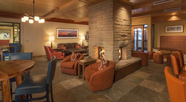 The Edelweiss Lodge and Spa, Забронировать Курортный отель Заповедник Уилер-Пик Нью-Мексико
