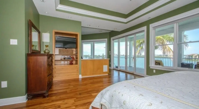 Beachcomber's Luxury - 5 Br home by RedAwning, Buchen Sie Ferienhaus Clearwater Beach Clearwater-St Pete Beaches