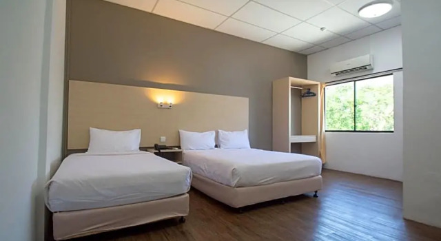 Трёхместный номер Deluxe YMCA Penang
