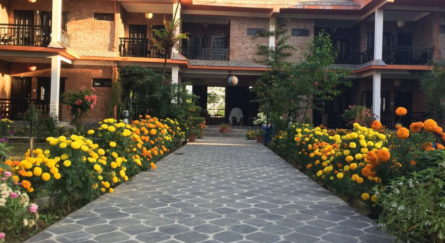 Chautari Garden Resort, Забронировать Курортный отель Отели Саураха с парковкой, Парковка