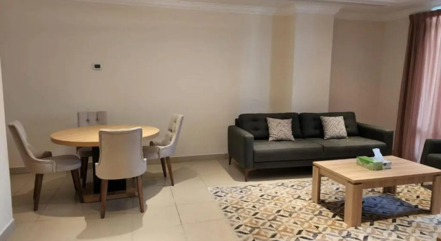 Lovely One Bedroom Apartment Porto Arabia, The Pearl Qatar, Book Lejlighed Hoteller i Zone 66 med pool, Swimmingpool