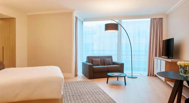 Полулюкс Lyon Marriott Hotel Cité Internationale