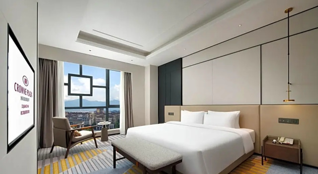 Двухместный люкс c 1 комнатой Crowne Plaza Dujiangyan by IHG