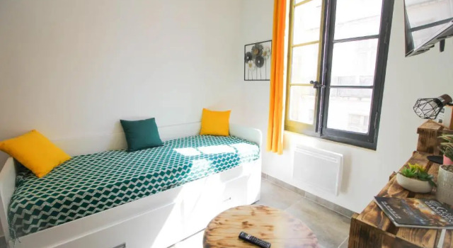 Charmant T2 en COEUR de VILLE - 2 lits + lit bébé - Wifi - Imprimante