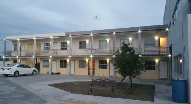 Hotel Estrella, Rezervovat Hotel Hotely v Matamoros s parkováním, Parkování