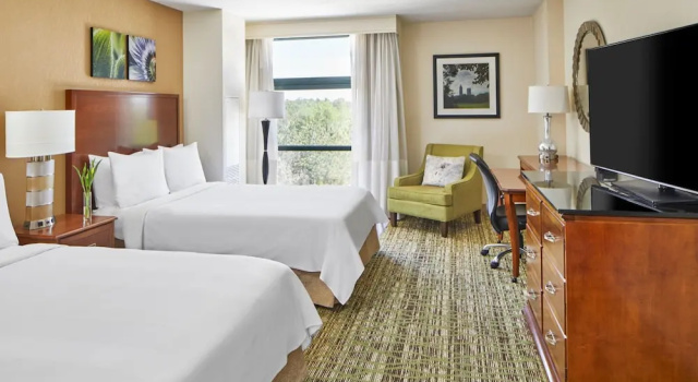 Четырёхместный номер Deluxe Atlanta Marriott Alpharetta