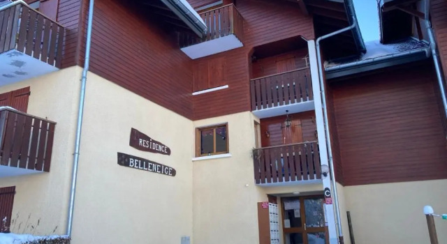 Appartement 2 pièces pieds des pistes terrasse face à la montagne, Забронировать Апартаменты/квартира Бернекс Южный берег Женевского озера