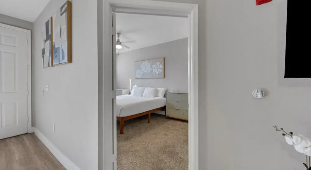 Central Relaxing 1br Phoenix Retreat Near Airport 1 Bedroom Apts, Забронировать Апартаменты/квартира Финикс 