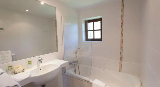 Номер Comfort Demeures & Châteaux Hôtel Les Hospitaliers