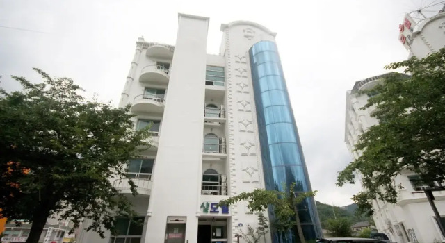 Mungyeong Arirang Hotel, Забронировать Отель Отели провинции Кёнсан-Пукто с парковкой, Парковка