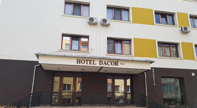 Hotel Dacor, Rezervovat Hotel Hotely v Hunedoara s parkováním, Parkování