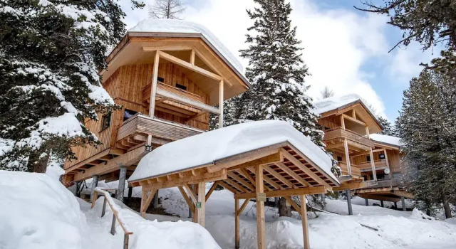 Шале Cozy Chalet With hot tub