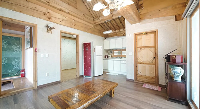 Hongchen Hanok Pine Scent Pension