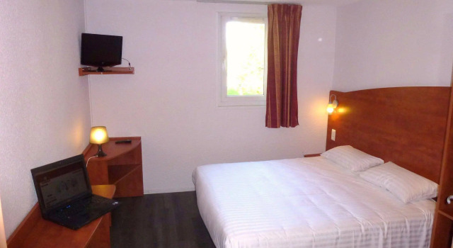 Best Hotel Paris Sud - Grigny, Book Hotel Grigny Essonne