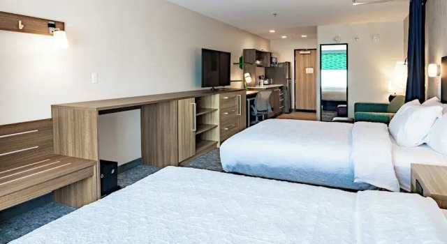 Четырёхместная студия Home2 Suites By Hilton Kalamazoo Southeast