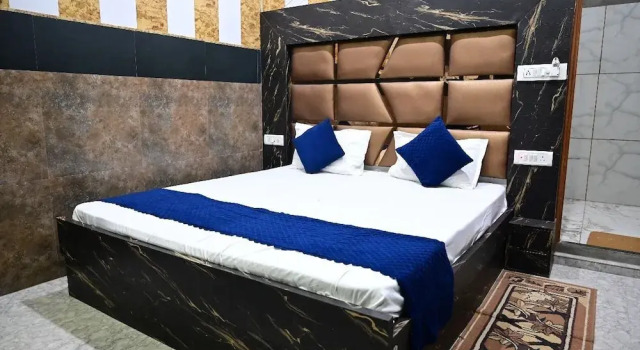 Номер Luxury Hotel Jeevan Sathi By GRB