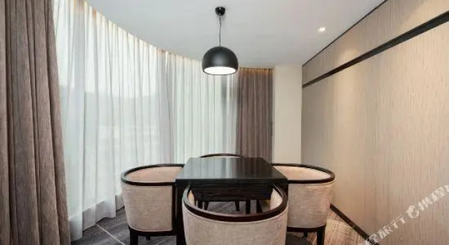 Dyrektorski dwuosobowy suite Yue Hotel