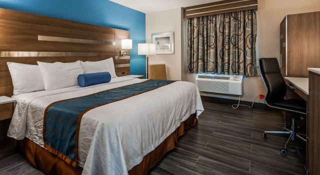 Двухместный номер Standard с видом на реку Best Western Plus Stadium Inn