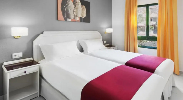Апартаменты Elba Lucía Sport & Suite Hotel