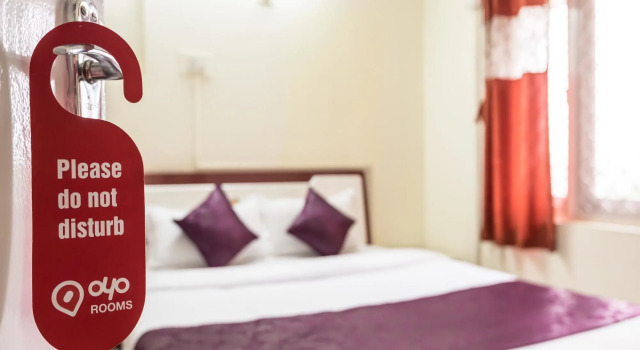 OYO Apartments Malad Raheja Complex Road
