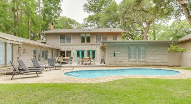 Коттедж House w/ Private Pool Inside Sea Pines Resort!