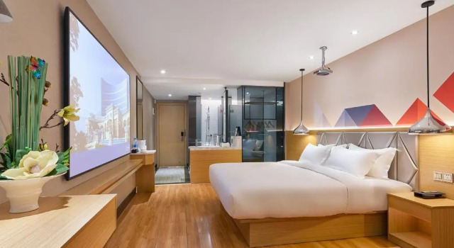 Номер Deluxe Konggang Hotel