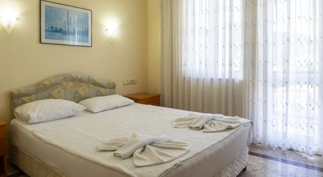 Двухместный номер Standard с балконом Tal Beach Hotel