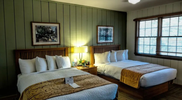 POSTOAK Lodge and Retreat, Book Hotel Tulsa Oklahoma