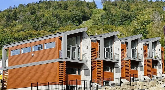 Chalet 23 Chemin des Quarante by Les Chalets Alpins, Брондау Шале Stoneham Quebec
